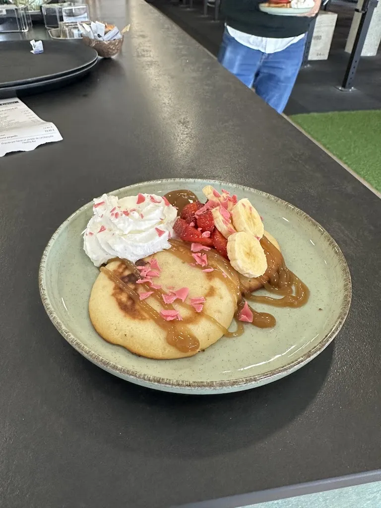 Iliana Crespo_La Charquita Healthy Bar / Pokes, Açaís y desayunos_Paracuellos_review