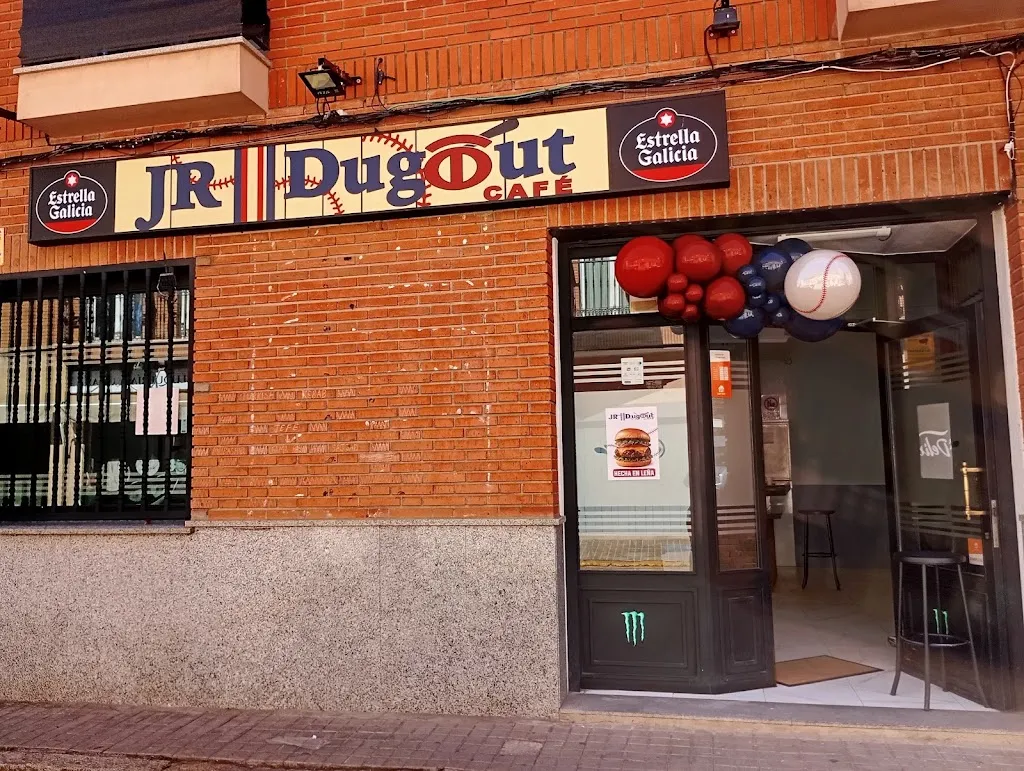 Jr Dugout Café restaurant in Paracuellos