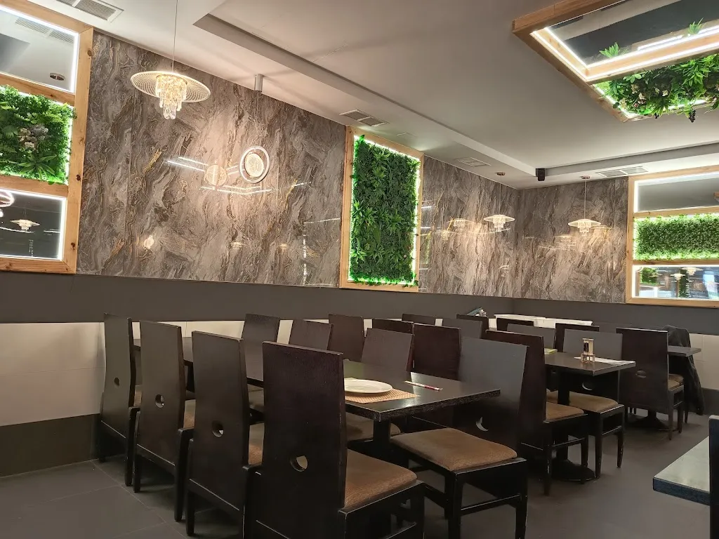 Asiatico Jazmin Sushi de MiraMadrid restaurant in Paracuellos