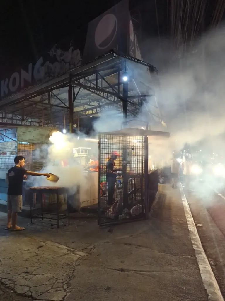 Joel Garcia_Dickong's Halo-Halo and Barbeque_Minglanilla_recensione