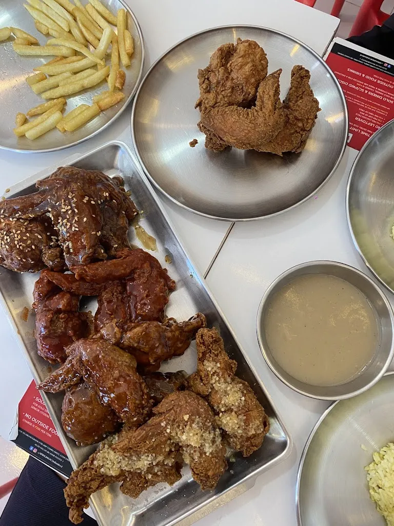 Manloloyo, Khen E._WINGMAN Unlimited Chicken Wings Minglanilla_Minglanilla_review