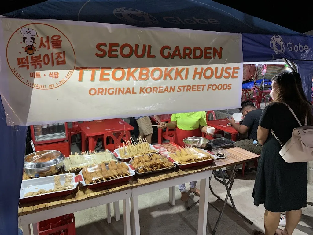 Humayan Food Park restaurant in Minglanilla