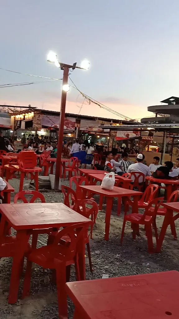 Humayan Food Park_Minglanilla_slider_image_2