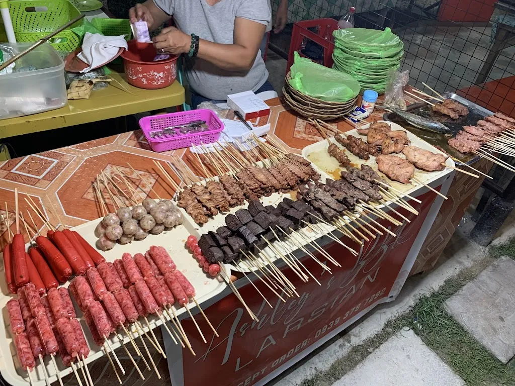 Humayan Food Park_Minglanilla_slider_image_3