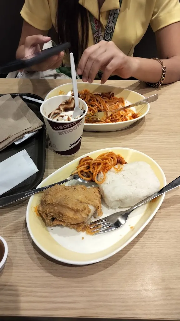 Menu_Jollibee_Minglanilla_image_9