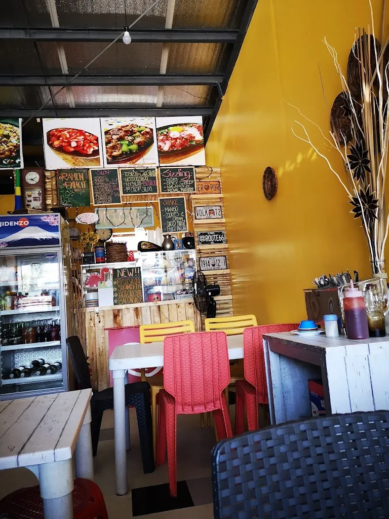 Hungry Kong's Food Place_Minglanilla_slider_image_1