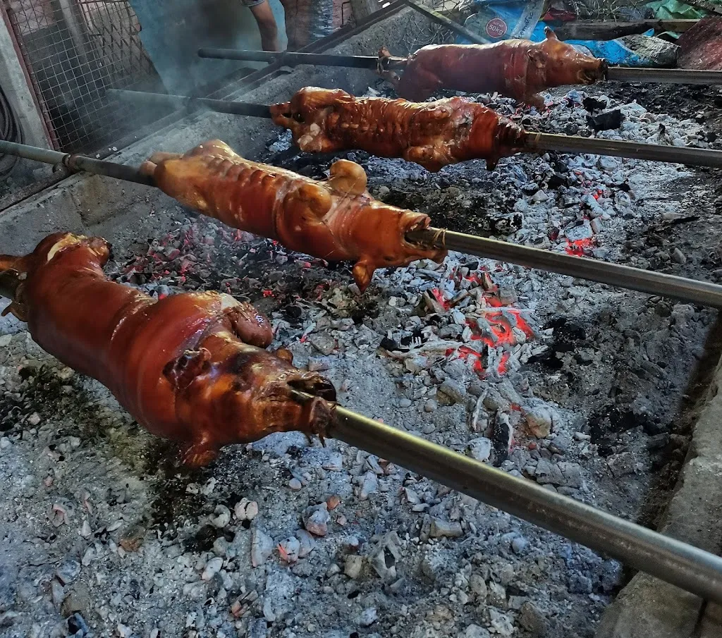 DeliChon - Marites Lechon_Minglanilla_slider_image_1
