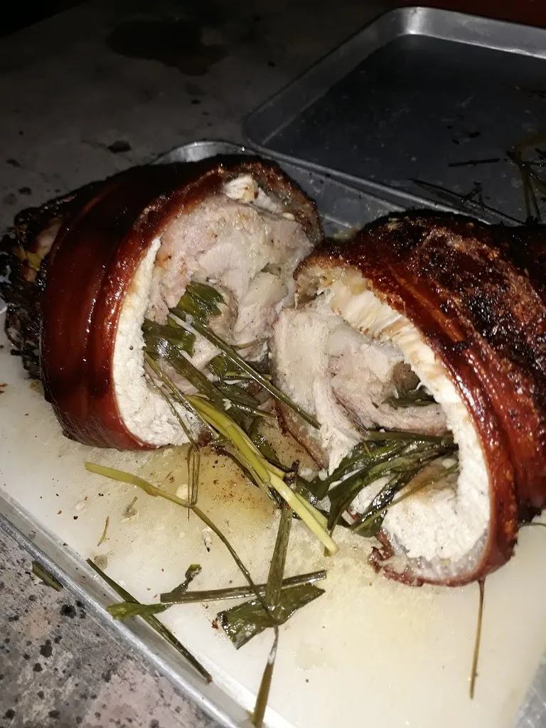 DeliChon - Marites Lechon_Minglanilla_slider_image_2