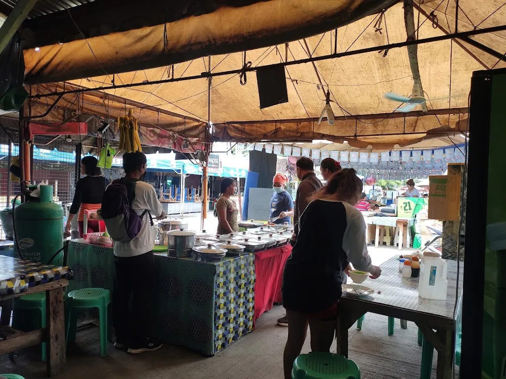 Marilou Eatery restaurant in Minglanilla