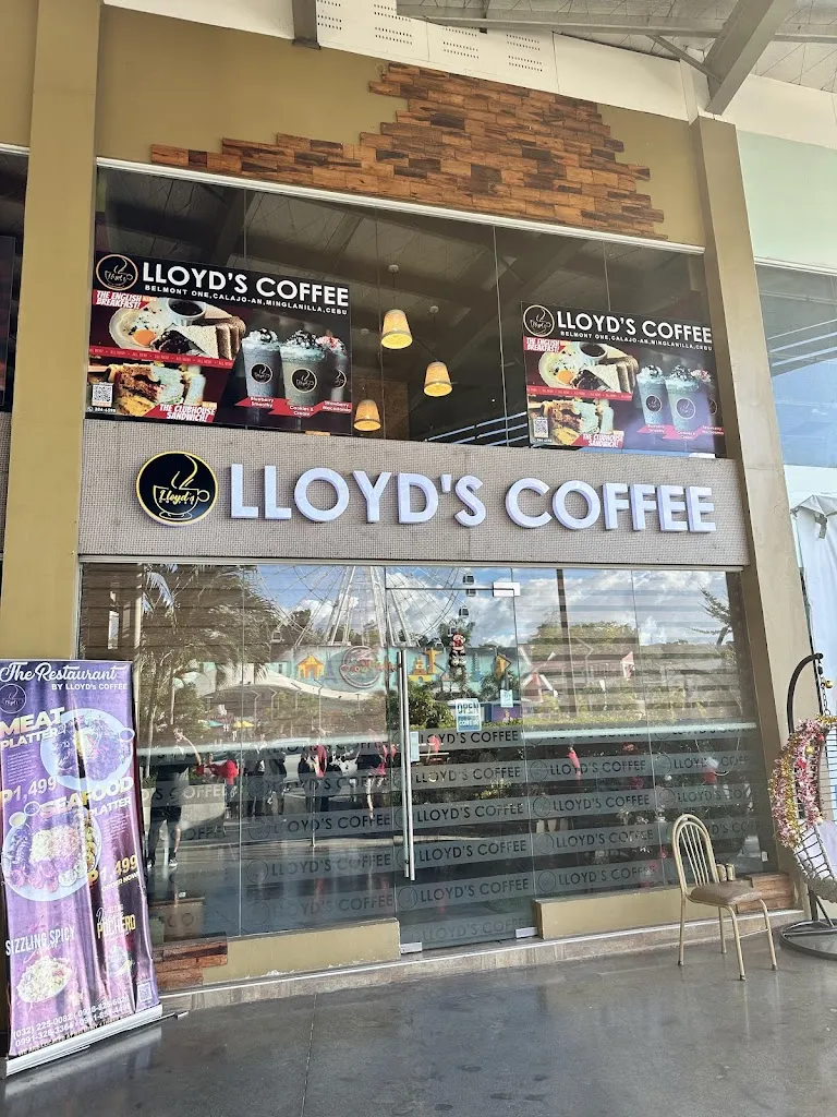 Lloyd's Coffee restaurant in Minglanilla