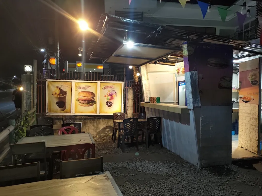 Kifel's Burger, Halo-halo and Pizza_Minglanilla_slider_image_3