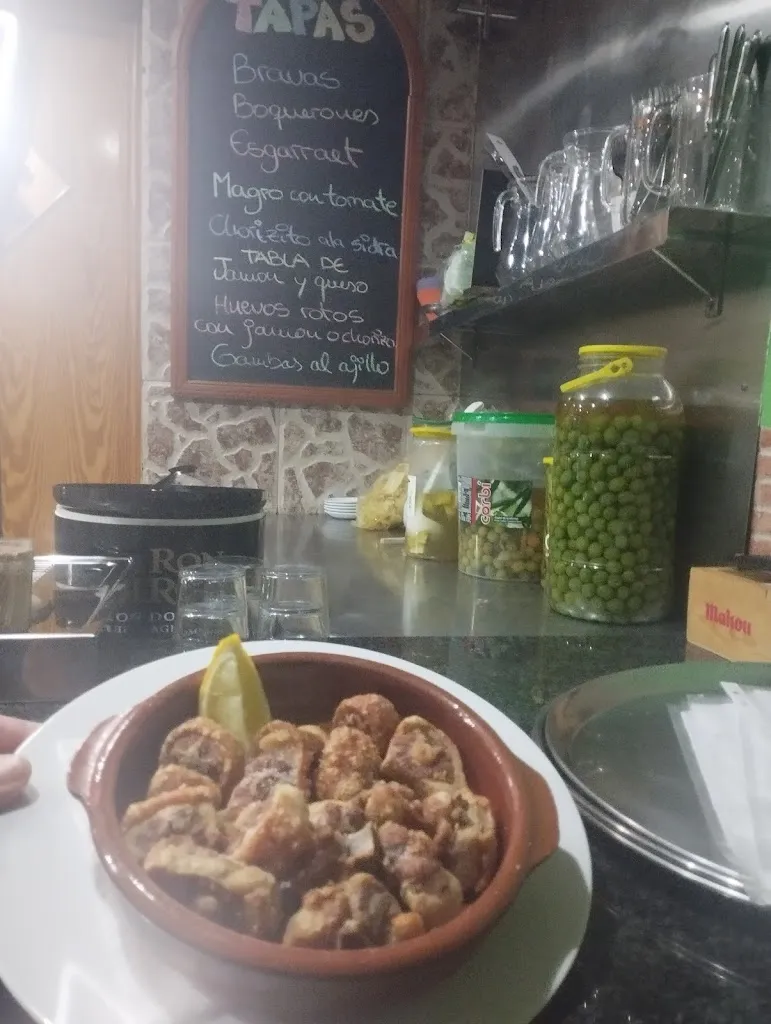 Menü_Cafetería-Restaurante La Gasolinera._Talayuelas_Bild_2