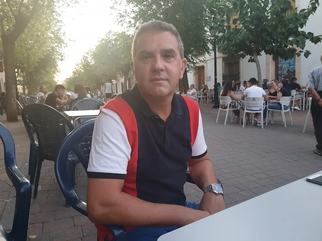 Juan Carlos García_Pub Hoppy_Sisante_recensione