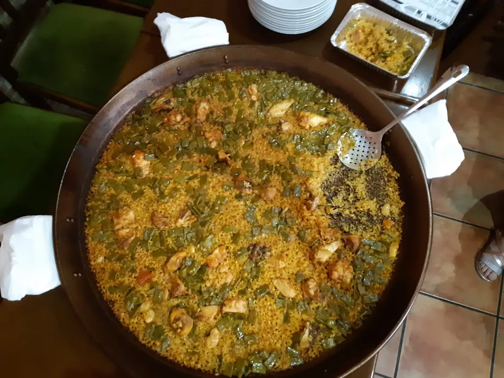 Helena Corral_Bar Joaquin_Tresjuncos_review