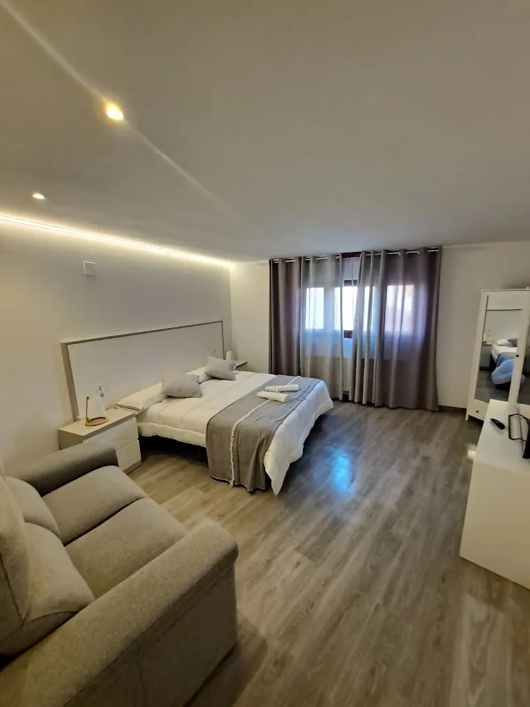 HOSTAL SAN ANTONIO | Serranía del Marqués | Alojamientos Rurales | Grupo El Campanu_Tragacete_slider_image_2