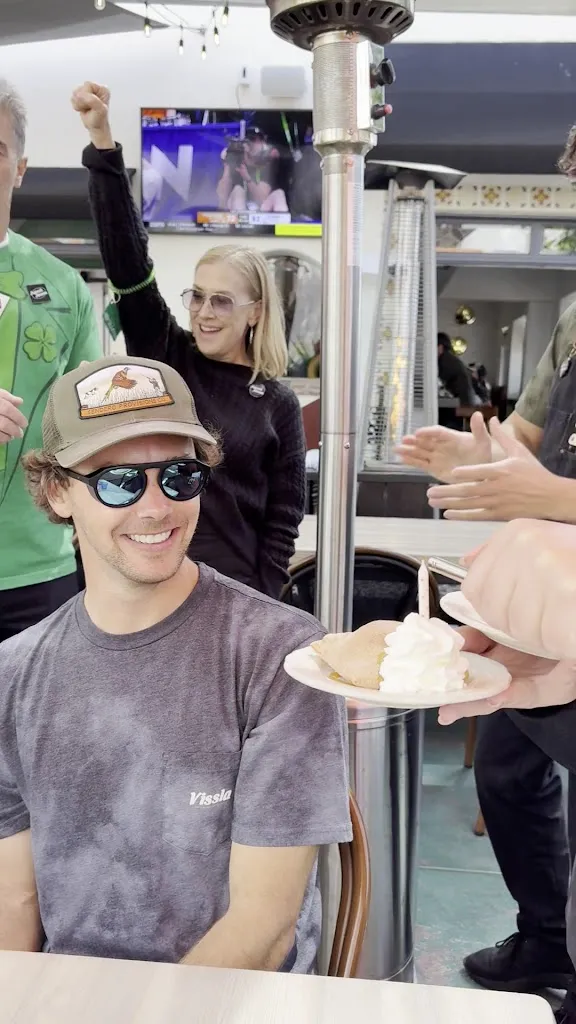 Julie Shade_Franco's Famous San Clemente_San Clemente_review