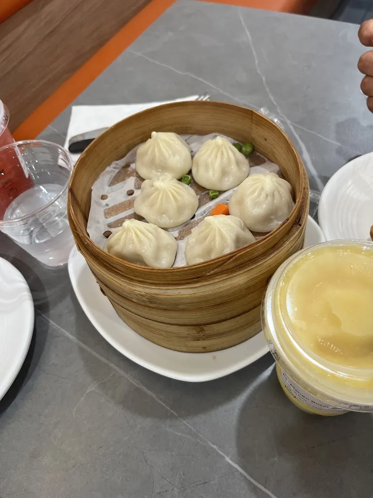 Cassandra Macedo_Min's Dumpling San Clemente_San Clemente_review
