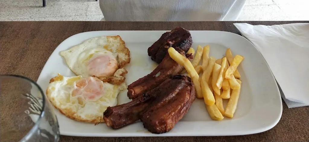 Alain Vivarelli_Bar de Naharros_Valdecolmenas Los_review