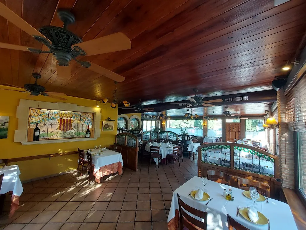 Restaurant la Bota_Roda La_slider_image_1