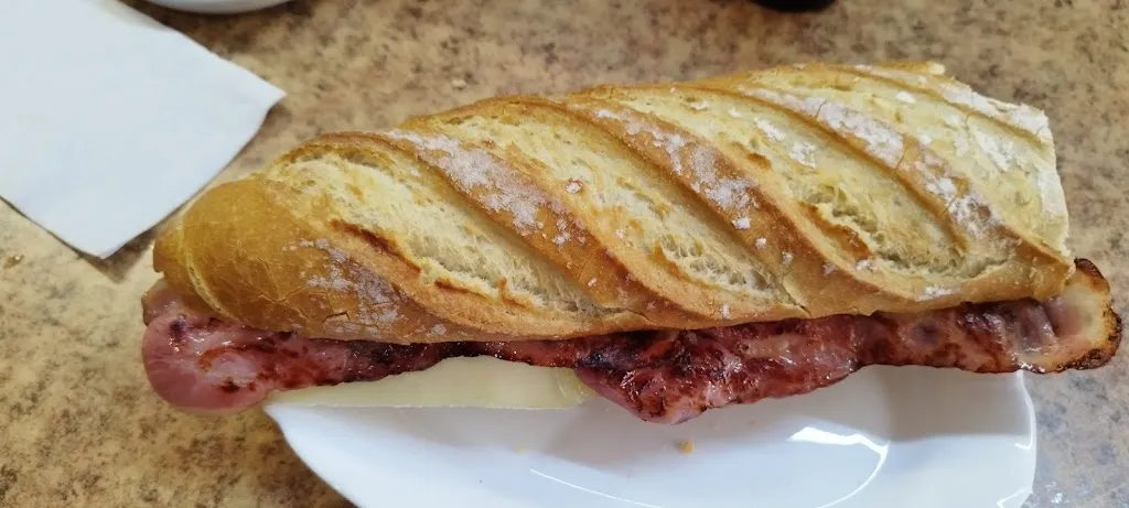 Bar González - Bar de Valle y Esther_Valdeolivas_slider_image_3