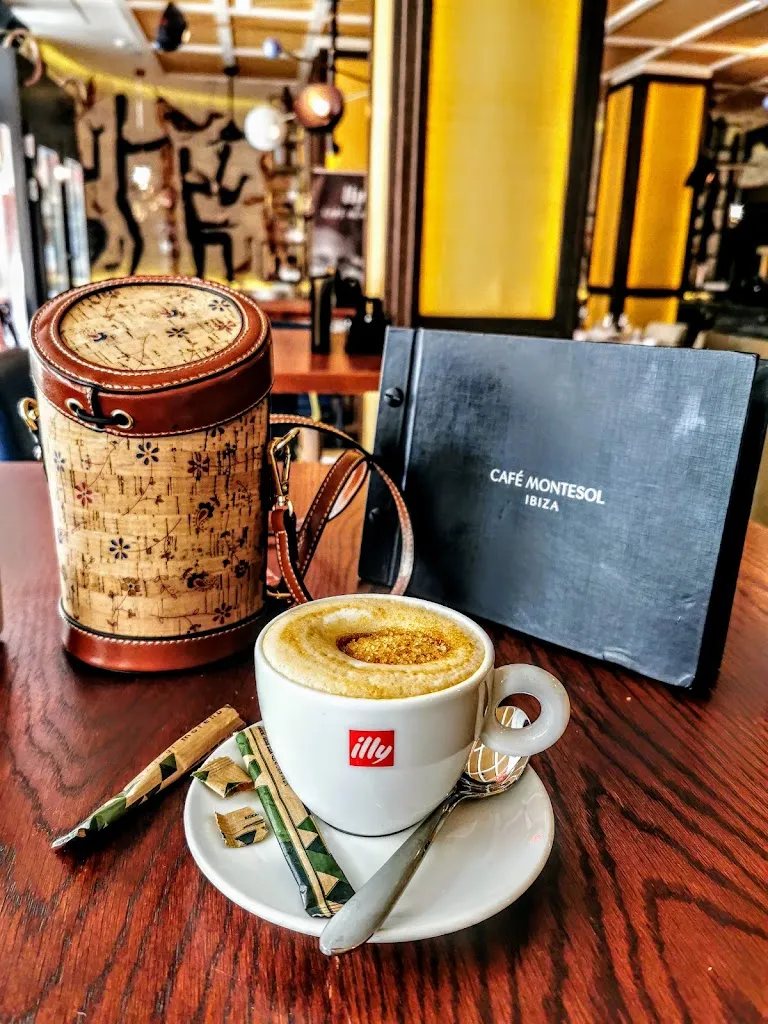 Menu_Café Montesol & Rooftop Bar_Vara de Rey_image_5