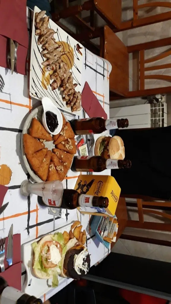 Menu_Bar la cabra_Villamayor de Santiago_image_7