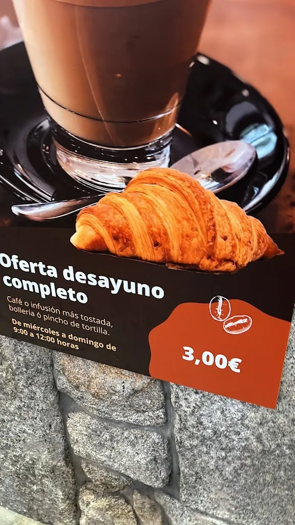 Maria Laura_Bar el caño_Valdemorillo de la Sierra_Bewertung