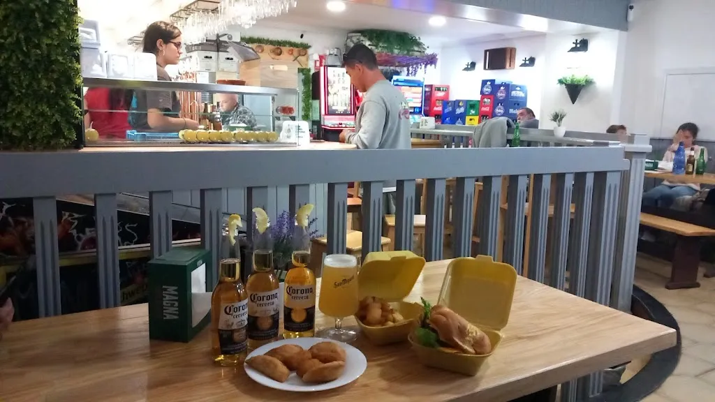 Bar el caño restaurant in Valdemorillo de la Sierra