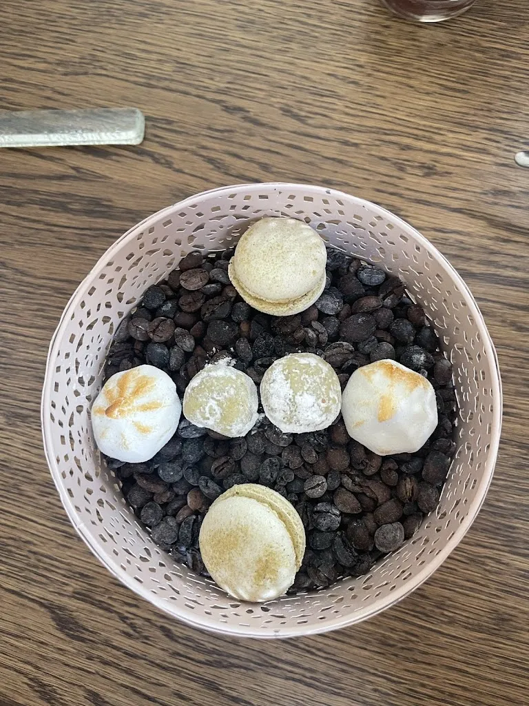 Diana Quintana_La Casa de Manolo Franco_Valdemorillo de la Sierra_review