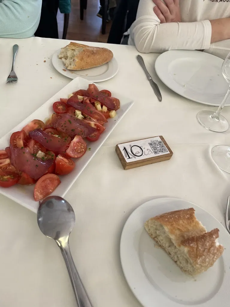 Ju Lee Kang_Casa Rural Nelia_Villalba de la Sierra_review