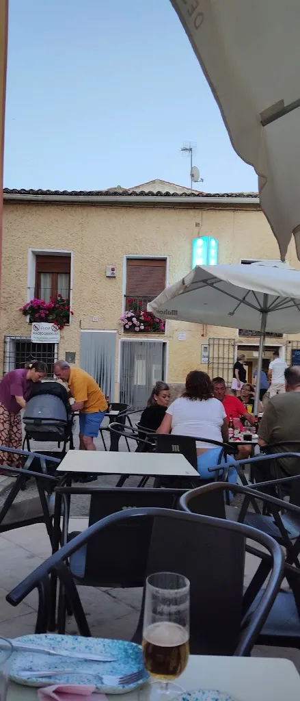 Bar Restaurante La Plaza - Dykanei_Villalba de la Sierra_slider_image_2