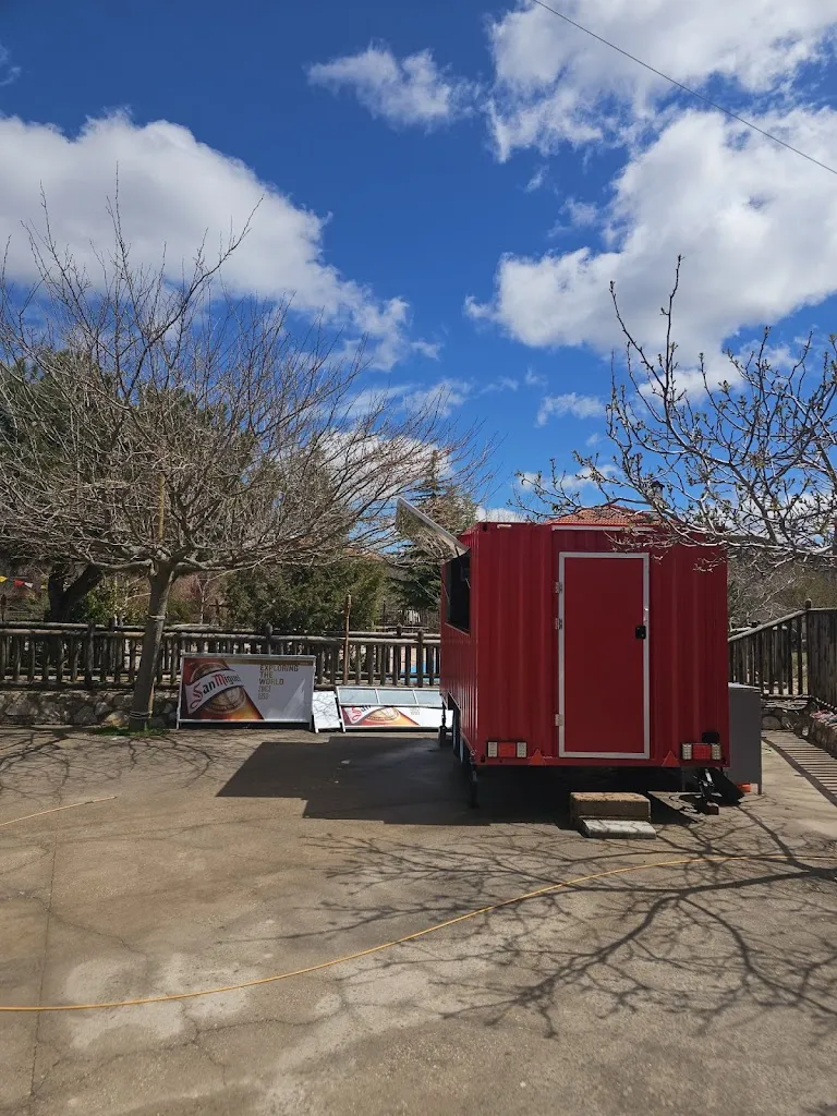 Merendero Restaurante el Hosquillo_Villalba de la Sierra_slider_image_3