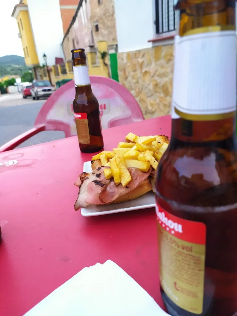 Menu_Bar Pinturas Rupestres_Villar del Humo_image_3