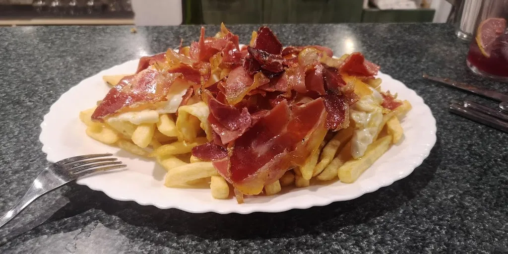 Pub Sándalo restaurant in Villarejo de Fuentes