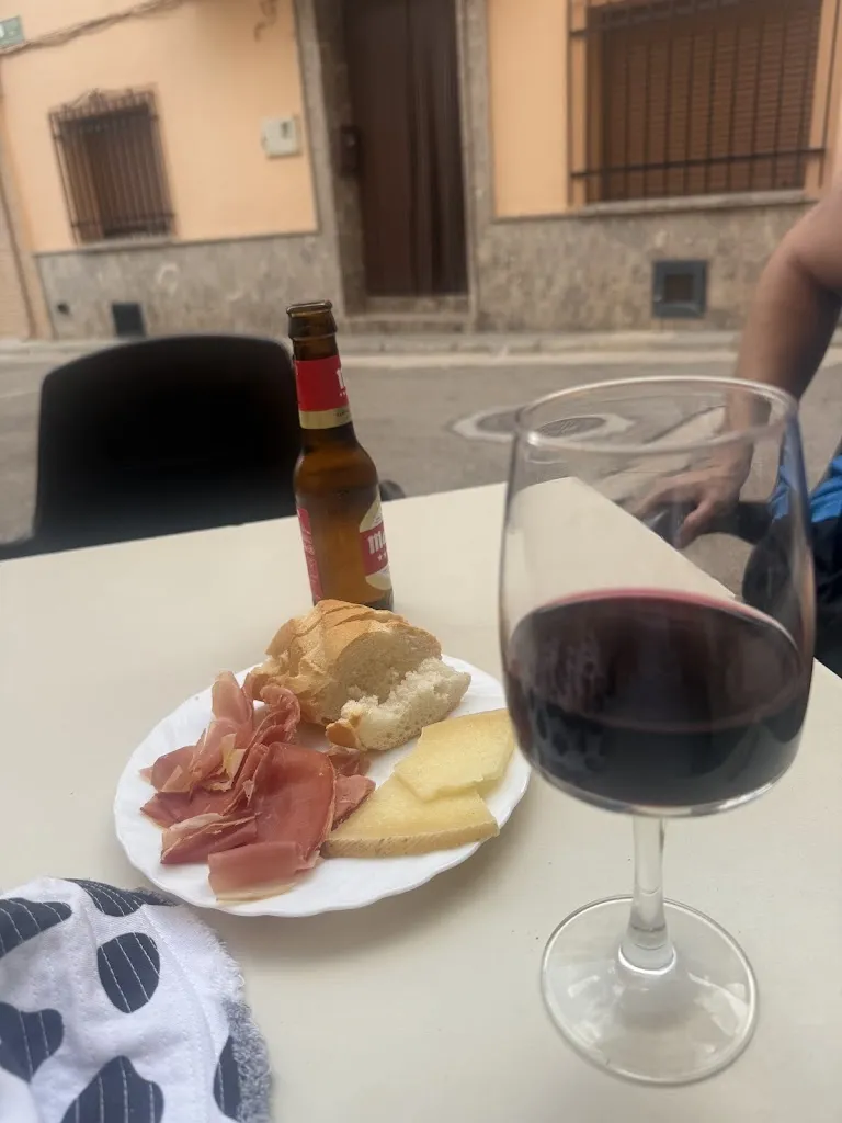 Pub Sándalo_Villarejo de Fuentes_slider_image_3