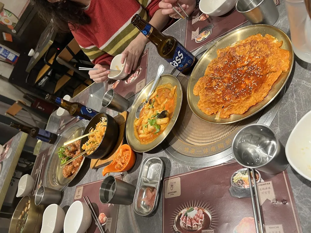 Javier B_Gangnam Restaurant_Baña A_recensione