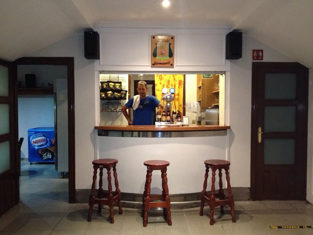 Inda Mendi Jubilatuen Taberna_Aizarnazabal_slider_image_2