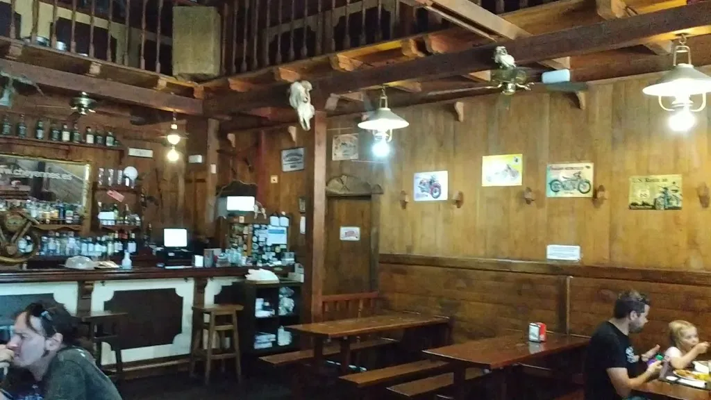 Radikal Cheyenne Saloon_Anoeta_slider_image_2