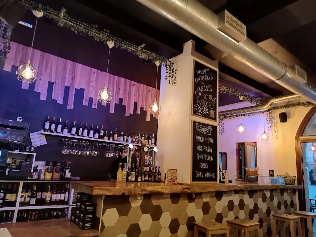 Buket Gastrobar restaurant in Aretxabaleta