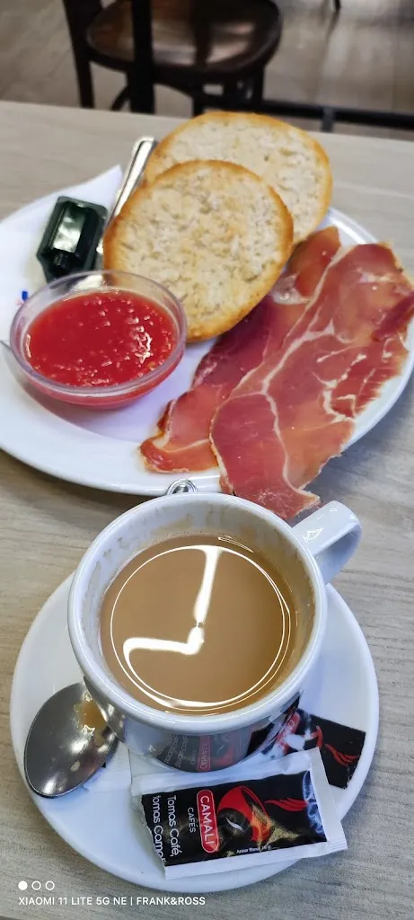 Frank Ross_Churrería y Bar La Antigua Nacional_Tarancón_Bewertung