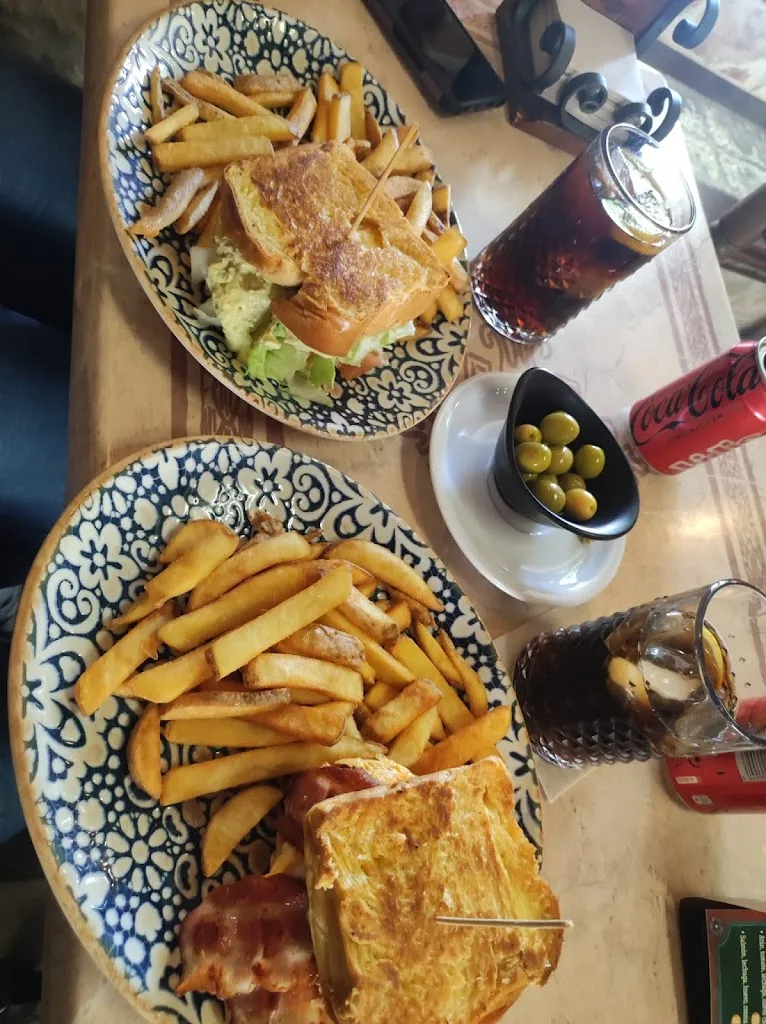 Zipi Zape Lopez_Hamburguesería Far West_Tarancón_review