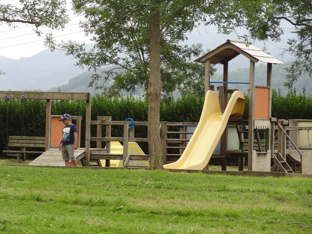 Unai Aizpurua_Andazarrateko merenderoa_Asteasu_review