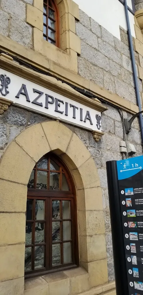 george spees_Sanagustin kulturgunea (Kulturaz Azpeitiko kooperatiba)_Azpeitia_review