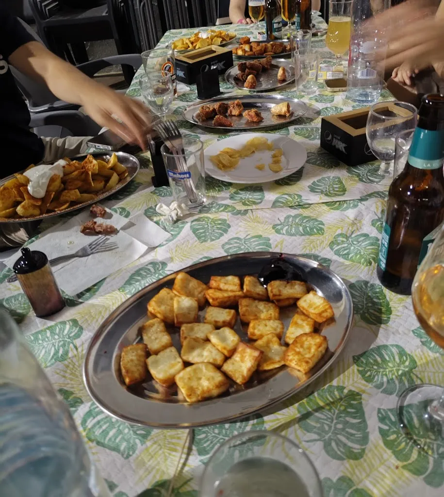 PIZZERÍA BANANAS._Villapalacios_slider_image_2