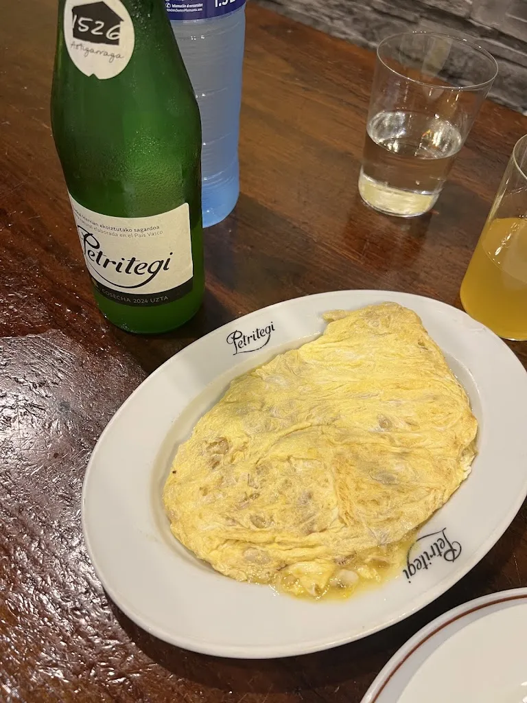 Natalie Tj_Petritegi Sagardotegia-Bodega_Astigarraga_review