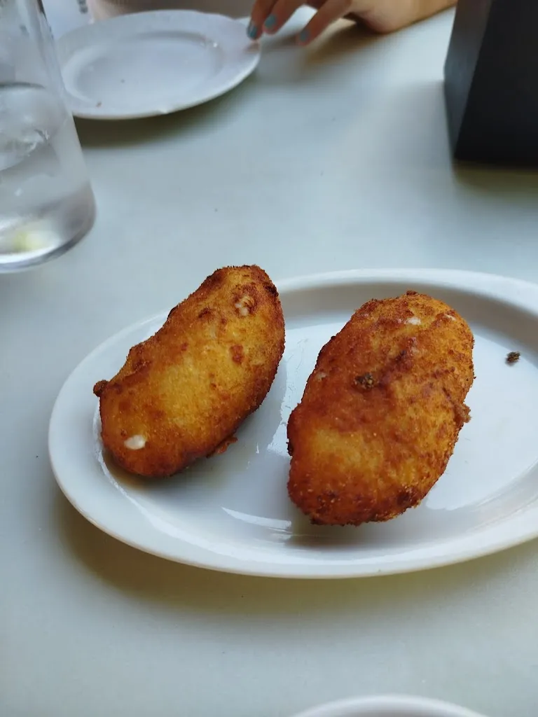 Luis S M_Sagartxo Taberna_Astigarraga_review