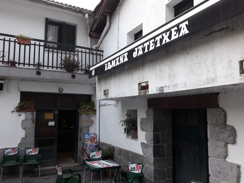 Ermaña Jatetxea restaurant in Astigarraga
