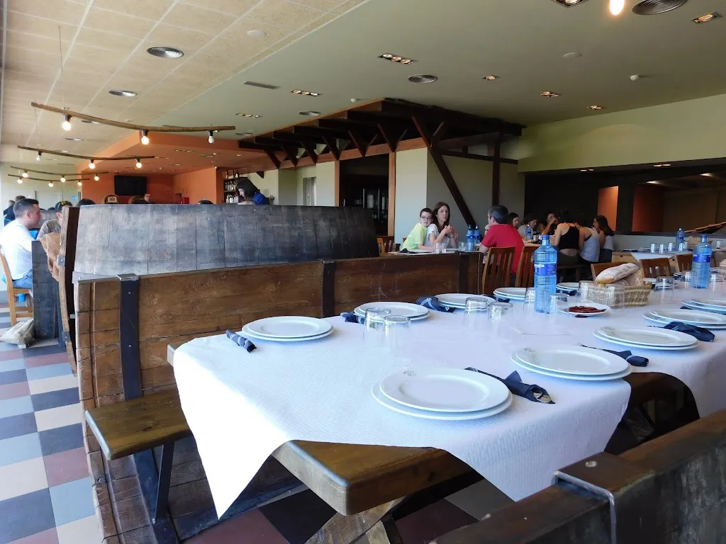 Bar-Restaurante-Sidrería Iretza restaurant in Astigarraga