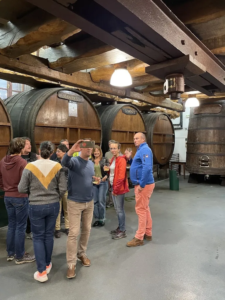 Leander Huyghe_Sidreria Irigoien Herrero_Astigarraga_review