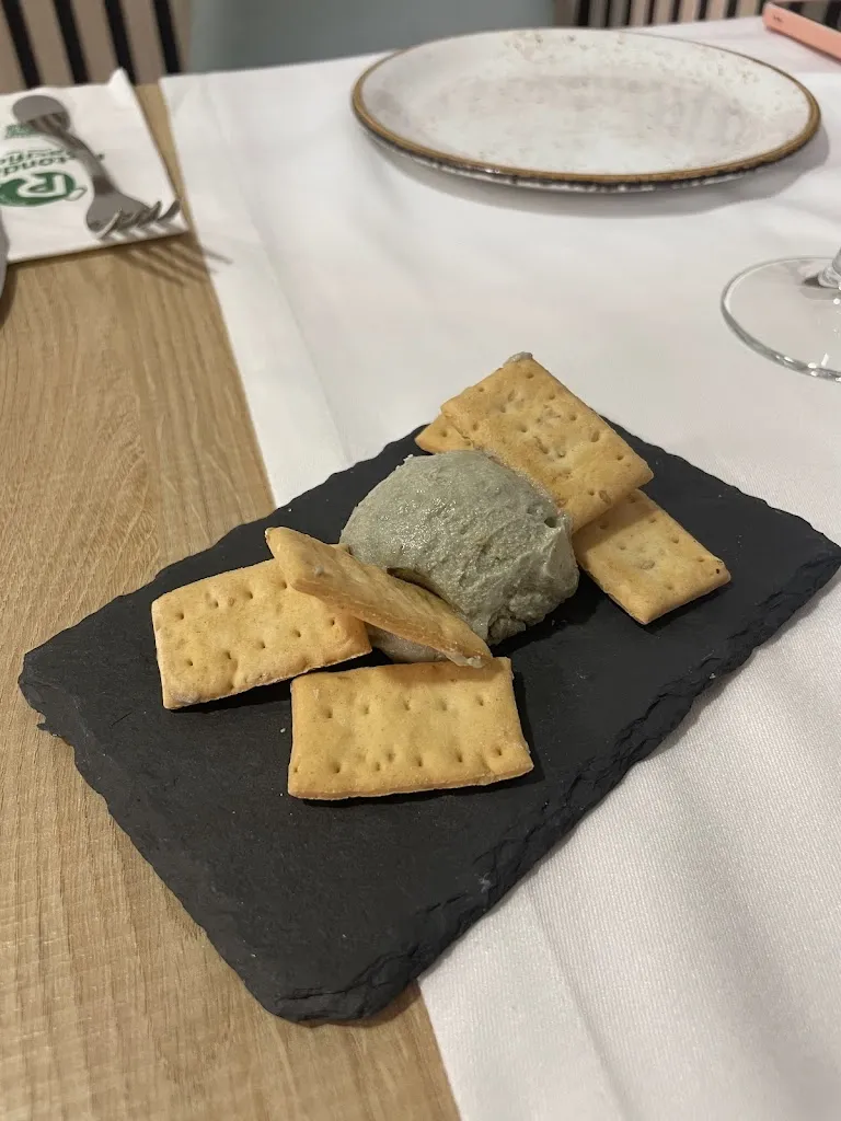 Michael McDaniel_Arrocería Rotonda de Pacífico_Baña A_review